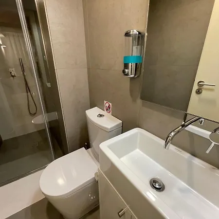 Cc Downtown Palace - D *